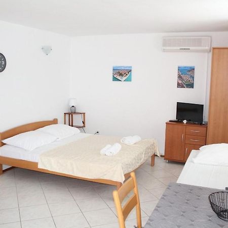 Apartments Ada Primošten المظهر الخارجي الصورة