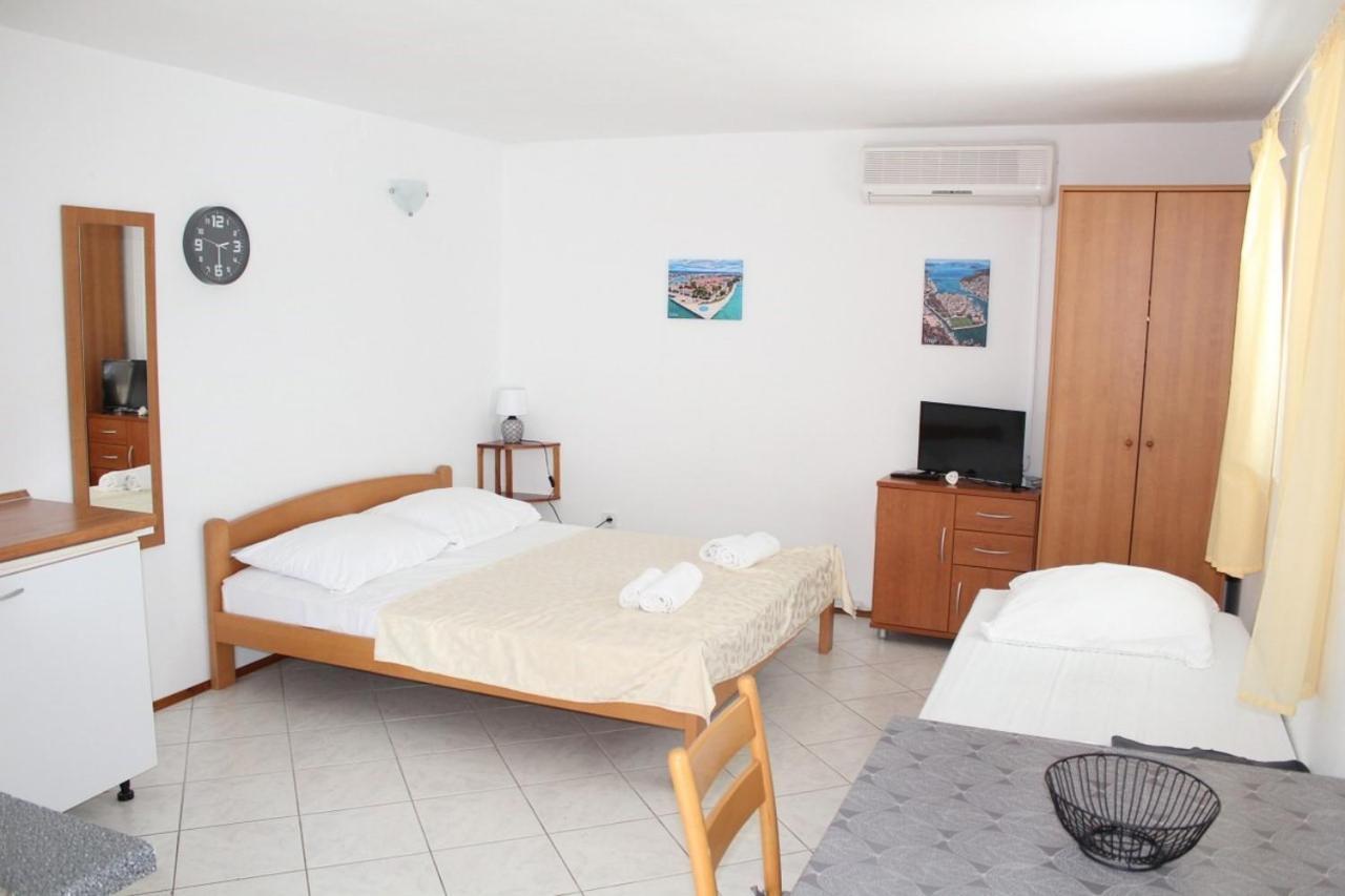 Apartments Ada Primošten المظهر الخارجي الصورة