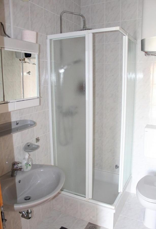 Apartments Ada Primošten المظهر الخارجي الصورة